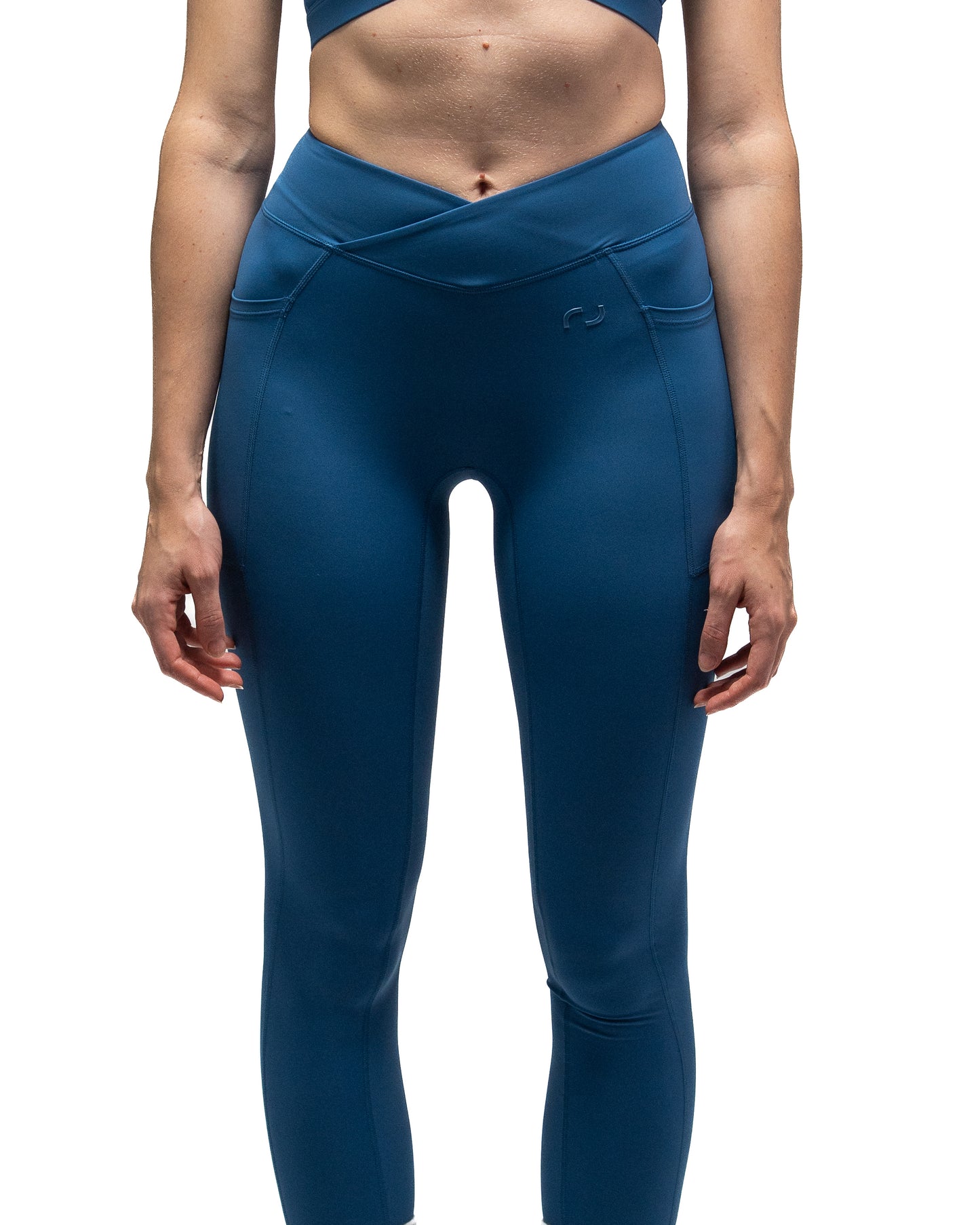 TECH LEGGING IN DEEP BLUE