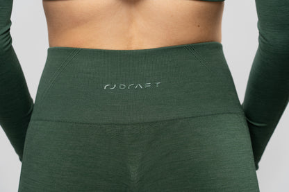 CORE LEGGING IN GREEN